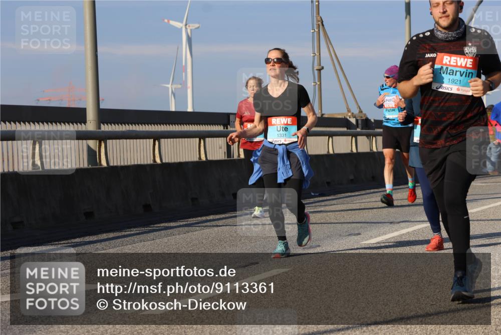 03.10.2025 - Köhlbrandbrückenlauf Strokosch-Dieckow http://msf.ph/oto/9113361 03.10.2025 09:47:31 Position 2 1331, 1921 meine-sportfotos.de