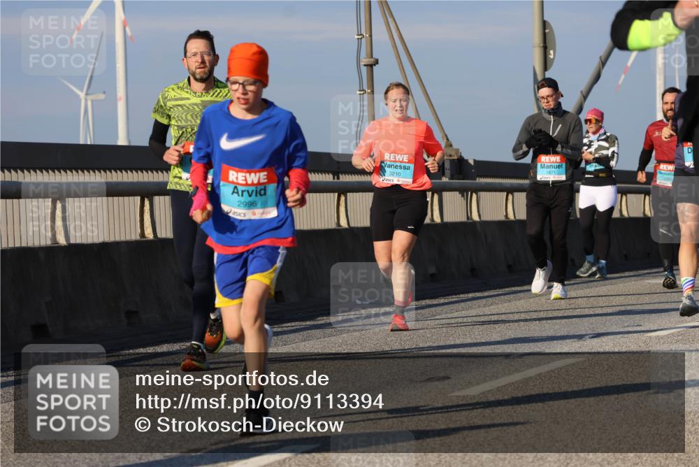 03.10.2025 - Köhlbrandbrückenlauf Strokosch-Dieckow http://msf.ph/oto/9113394 03.10.2025 09:47:36 Position 2 2996, 3210, 1871 meine-sportfotos.de