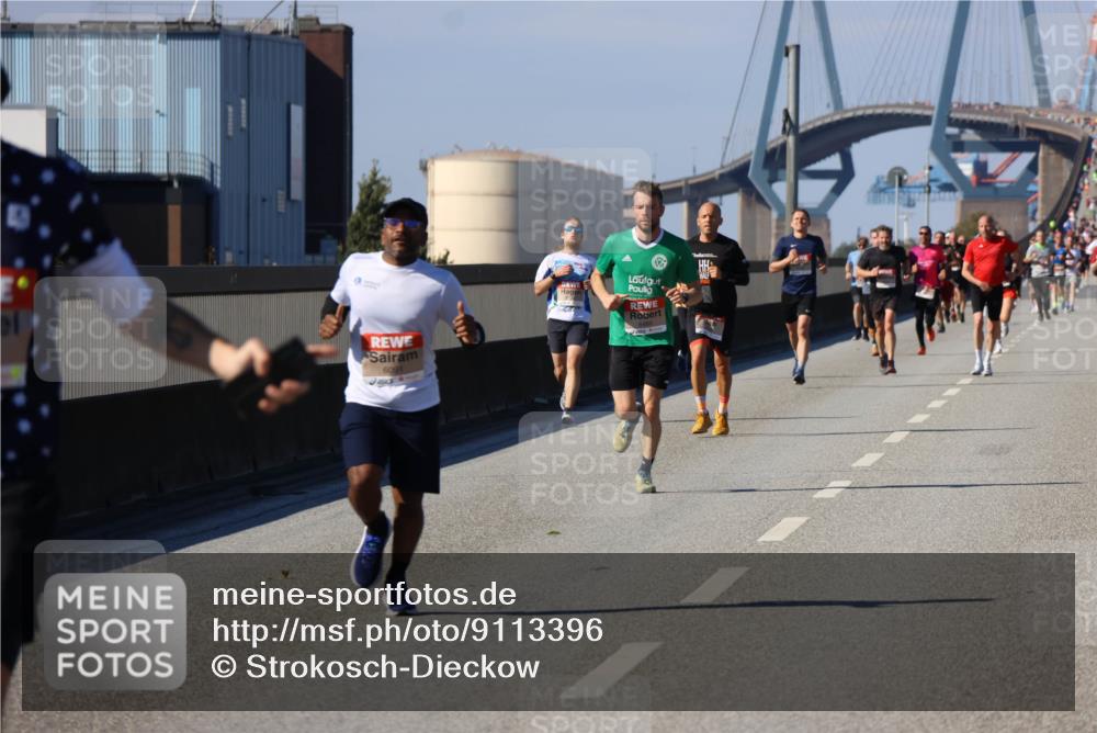 03.10.2025 - Köhlbrandbrückenlauf Strokosch-Dieckow http://msf.ph/oto/9113396 03.10.2025 12:43:27 Position 3 6091, 6489 meine-sportfotos.de