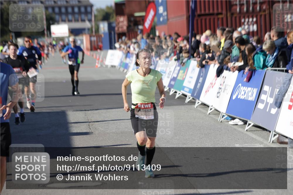 03.10.2025 - Köhlbrandbrückenlauf Jannik Wohlers http://msf.ph/oto/9113409 03.10.2025 13:01:28 Ziel 4073, 4199, 4219, 4220, 4284, 4292, 4304, 5424, 5915, 6187, 6307, 6775, 6801 meine-sportfotos.de
