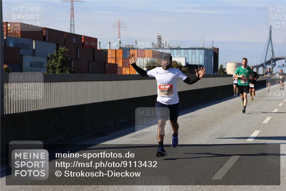 03.10.2025 - Köhlbrandbrückenlauf Strokosch-Dieckow http://msf.ph/oto/9113432 03.10.2025 12:43:31 Position 3 6091 meine-sportfotos.de