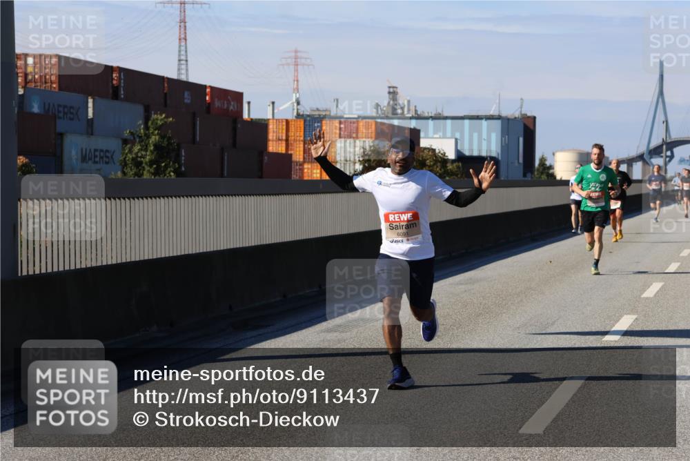 03.10.2025 - Köhlbrandbrückenlauf Strokosch-Dieckow http://msf.ph/oto/9113437 03.10.2025 12:43:31 Position 3 6091 meine-sportfotos.de