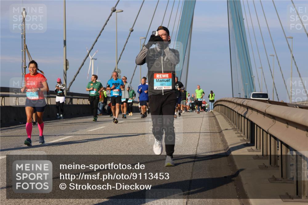 03.10.2025 - Köhlbrandbrückenlauf Strokosch-Dieckow http://msf.ph/oto/9113453 03.10.2025 09:47:43 Position 2 3793, 1871 meine-sportfotos.de