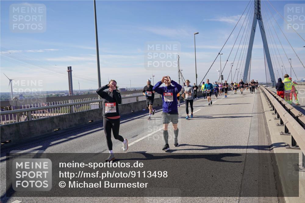 03.10.2025 - Köhlbrandbrückenlauf Michael Burmester http://msf.ph/oto/9113498 03.10.2025 12:55:16 Position 2  meine-sportfotos.de