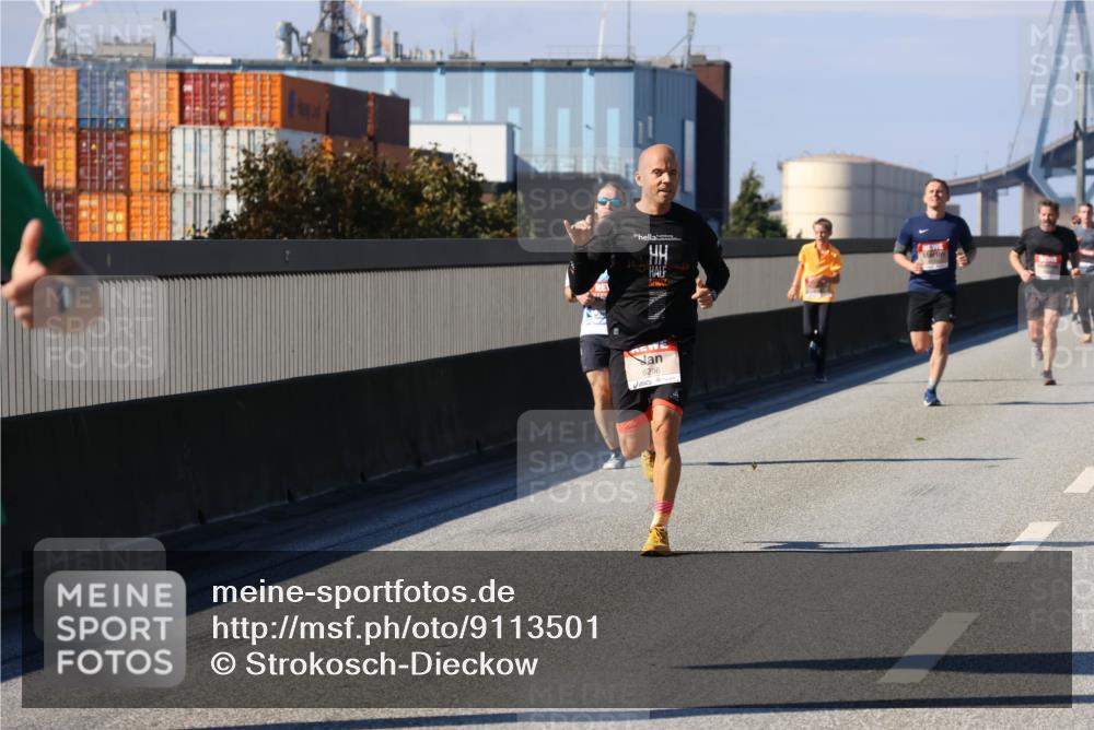 03.10.2025 - Köhlbrandbrückenlauf Strokosch-Dieckow http://msf.ph/oto/9113501 03.10.2025 12:43:36 Position 3 6266 meine-sportfotos.de