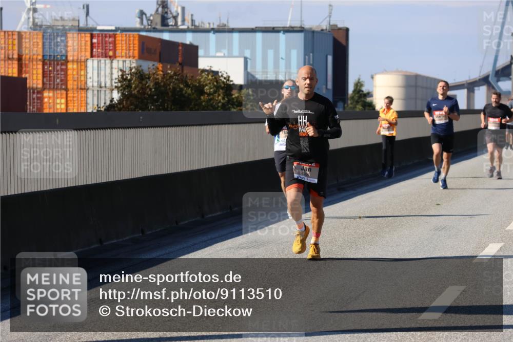 03.10.2025 - Köhlbrandbrückenlauf Strokosch-Dieckow http://msf.ph/oto/9113510 03.10.2025 12:43:36 Position 3  meine-sportfotos.de