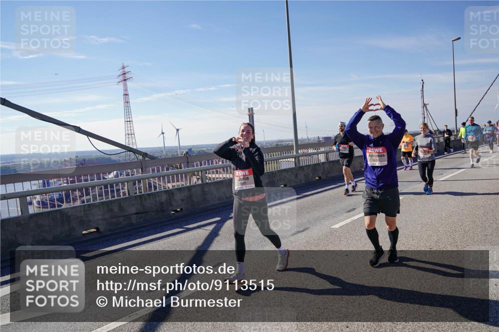 03.10.2025 - Köhlbrandbrückenlauf Michael Burmester http://msf.ph/oto/9113515 03.10.2025 12:55:17 Position 2 5291, 4204 meine-sportfotos.de