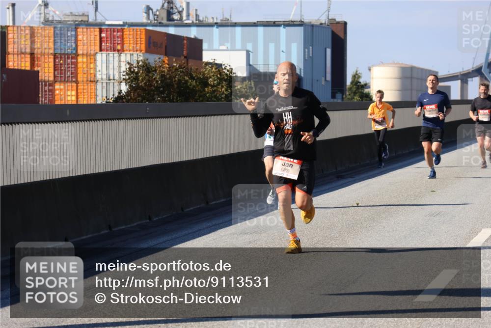 03.10.2025 - Köhlbrandbrückenlauf Strokosch-Dieckow http://msf.ph/oto/9113531 03.10.2025 12:43:36 Position 3  meine-sportfotos.de