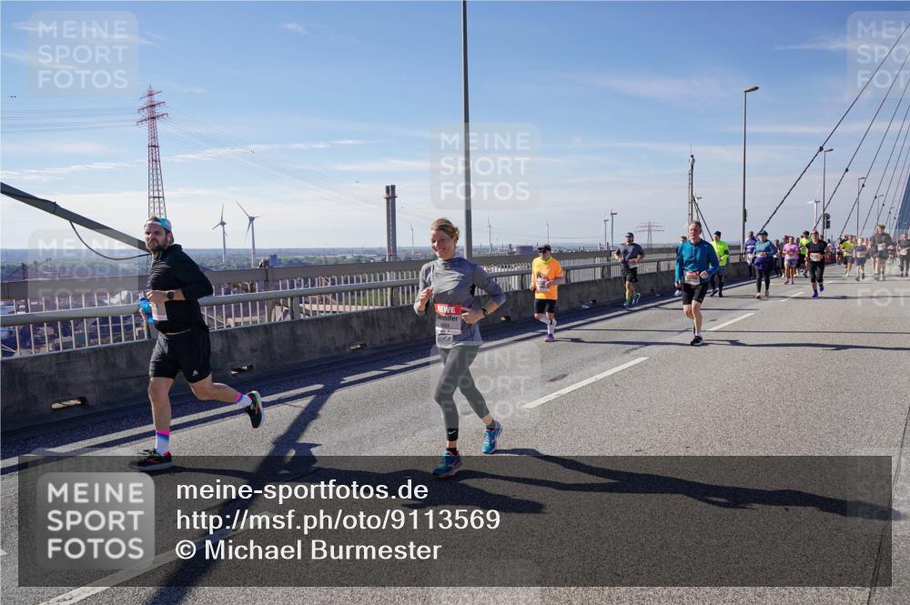 03.10.2025 - Köhlbrandbrückenlauf Michael Burmester http://msf.ph/oto/9113569 03.10.2025 12:55:19 Position 2  meine-sportfotos.de