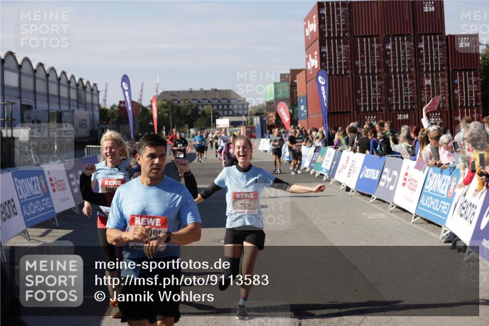 03.10.2025 - Köhlbrandbrückenlauf Jannik Wohlers http://msf.ph/oto/9113583 03.10.2025 13:31:52 Ziel 4415, 4416, 4842, 4902, 4935, 5267, 5463, 5817, 6103, 6297, 6452, 6736 meine-sportfotos.de