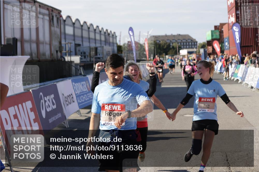 03.10.2025 - Köhlbrandbrückenlauf Jannik Wohlers http://msf.ph/oto/9113636 03.10.2025 13:31:53 Ziel 4415, 4416, 4842, 4902, 4935, 5267, 5463, 5817, 6103, 6297, 6452, 6736 meine-sportfotos.de