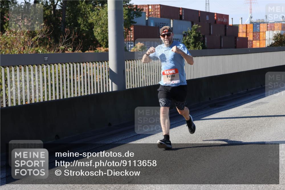 03.10.2025 - Köhlbrandbrückenlauf Strokosch-Dieckow http://msf.ph/oto/9113658 03.10.2025 12:43:55 Position 3 4054 meine-sportfotos.de