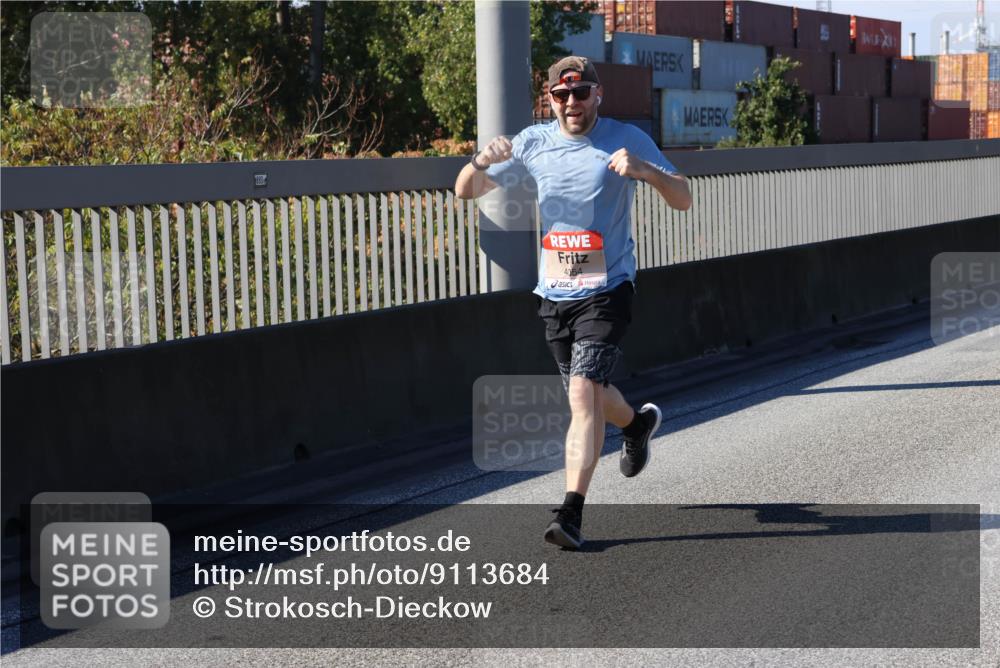 03.10.2025 - Köhlbrandbrückenlauf Strokosch-Dieckow http://msf.ph/oto/9113684 03.10.2025 12:43:55 Position 3 4054 meine-sportfotos.de