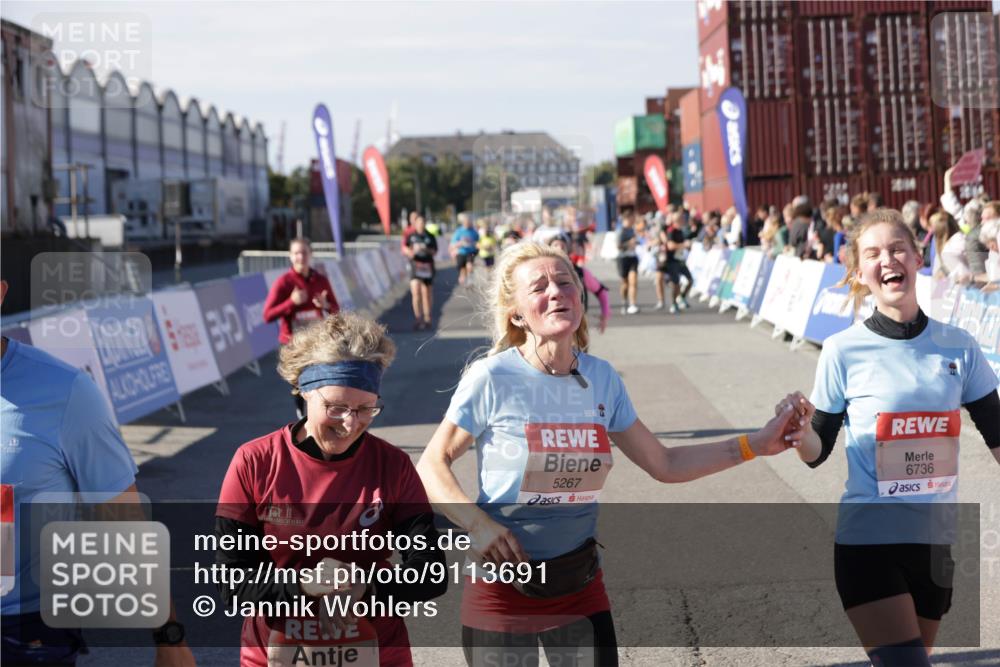 03.10.2025 - Köhlbrandbrückenlauf Jannik Wohlers http://msf.ph/oto/9113691 03.10.2025 13:31:54 Ziel 4415, 4416, 4842, 4902, 4935, 5267, 5463, 5817, 6103, 6297, 6452, 6736 meine-sportfotos.de