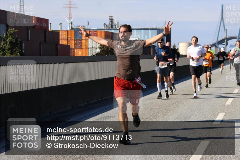 03.10.2025 - Köhlbrandbrückenlauf Strokosch-Dieckow http://msf.ph/oto/9113713 03.10.2025 12:43:58 Position 3  meine-sportfotos.de
