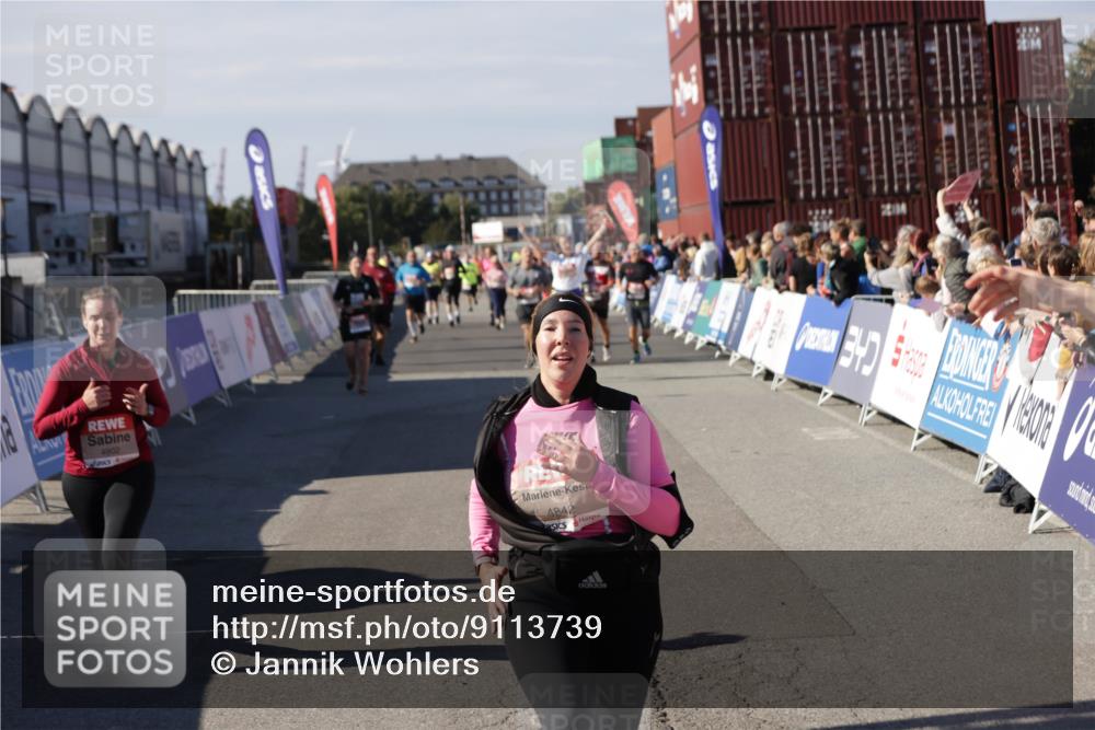 03.10.2025 - Köhlbrandbrückenlauf Jannik Wohlers http://msf.ph/oto/9113739 03.10.2025 13:31:56 Ziel 4415, 4416, 4842, 4902, 4935, 5267, 5463, 5817, 6076, 6452, 6736 meine-sportfotos.de