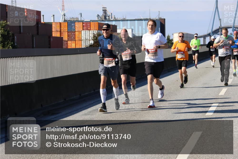 03.10.2025 - Köhlbrandbrückenlauf Strokosch-Dieckow http://msf.ph/oto/9113740 03.10.2025 12:44:00 Position 3 4080, 6629, 4068 meine-sportfotos.de