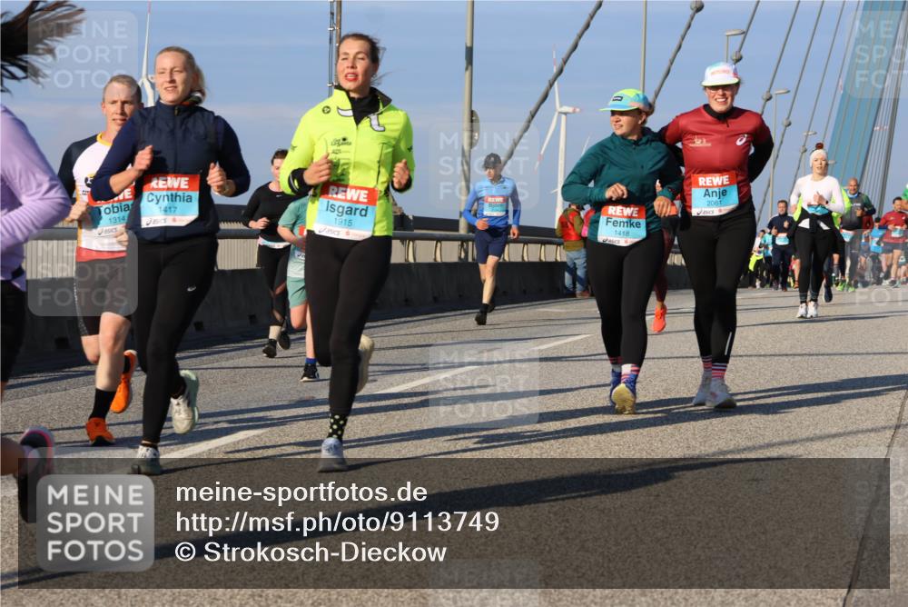 03.10.2025 - Köhlbrandbrückenlauf Strokosch-Dieckow http://msf.ph/oto/9113749 03.10.2025 09:48:14 Position 2 1314, 1417, 1915, 1418, 2061 meine-sportfotos.de