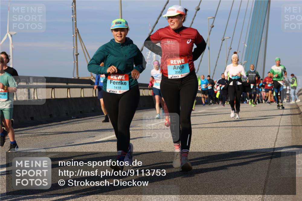 03.10.2025 - Köhlbrandbrückenlauf Strokosch-Dieckow http://msf.ph/oto/9113753 03.10.2025 09:48:15 Position 2 6, 1418, 2061 meine-sportfotos.de