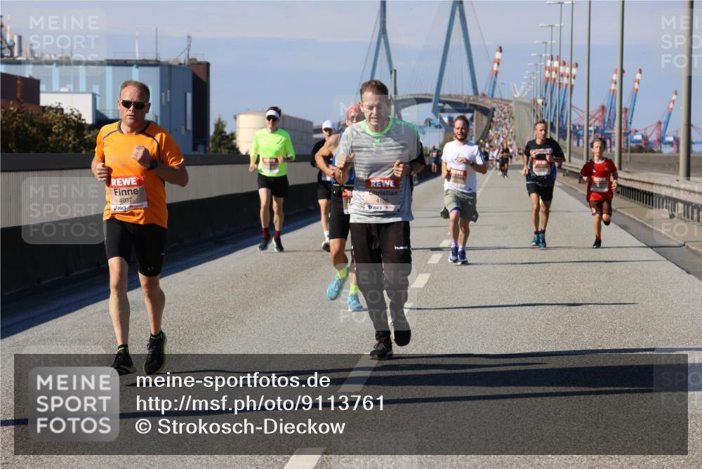 03.10.2025 - Köhlbrandbrückenlauf Strokosch-Dieckow http://msf.ph/oto/9113761 03.10.2025 12:44:03 Position 3 4037, 4105 meine-sportfotos.de
