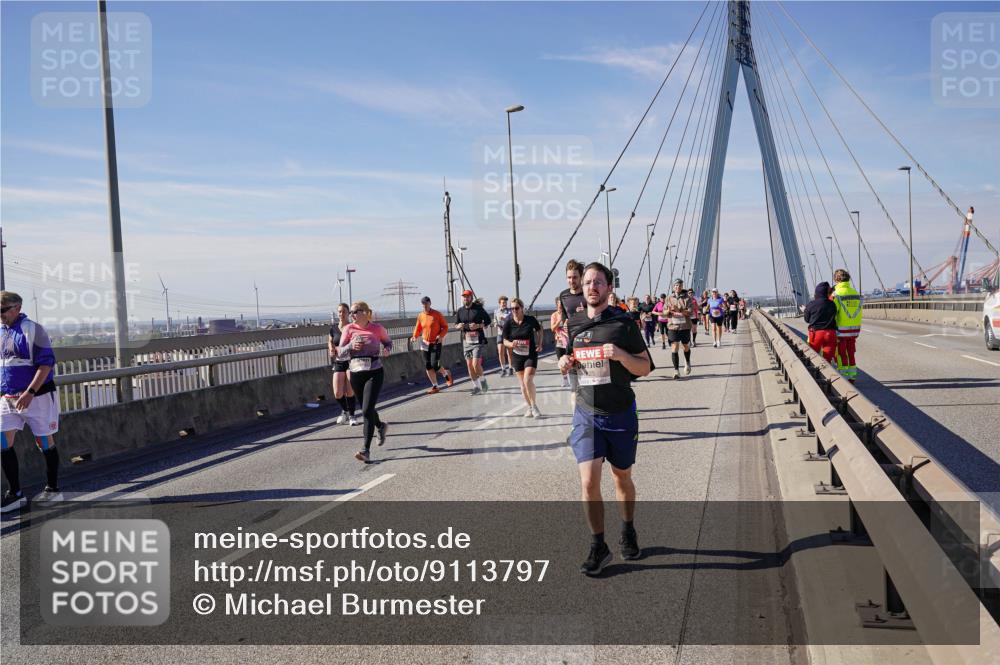 03.10.2025 - Köhlbrandbrückenlauf Michael Burmester http://msf.ph/oto/9113797 03.10.2025 12:55:30 Position 2  meine-sportfotos.de
