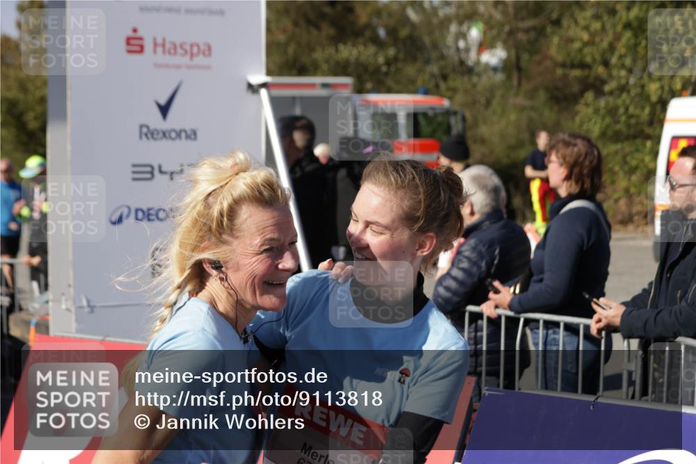 03.10.2025 - Köhlbrandbrückenlauf Jannik Wohlers http://msf.ph/oto/9113818 03.10.2025 13:32:00 Ziel 4842, 4902, 4935, 5246, 5247, 5248, 5267, 5463, 5817, 6076, 6126, 6460, 6736 meine-sportfotos.de