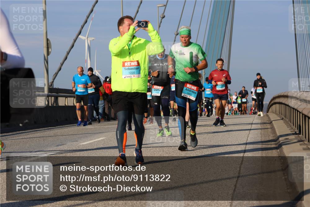 03.10.2025 - Köhlbrandbrückenlauf Strokosch-Dieckow http://msf.ph/oto/9113822 03.10.2025 09:48:21 Position 2 1220, 15, 2126, 3461 meine-sportfotos.de