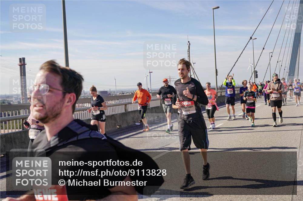 03.10.2025 - Köhlbrandbrückenlauf Michael Burmester http://msf.ph/oto/9113828 03.10.2025 12:55:32 Position 2 5006 meine-sportfotos.de