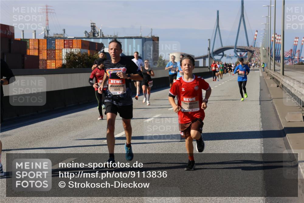 03.10.2025 - Köhlbrandbrückenlauf Strokosch-Dieckow http://msf.ph/oto/9113836 03.10.2025 12:44:10 Position 3 6015, 4150 meine-sportfotos.de