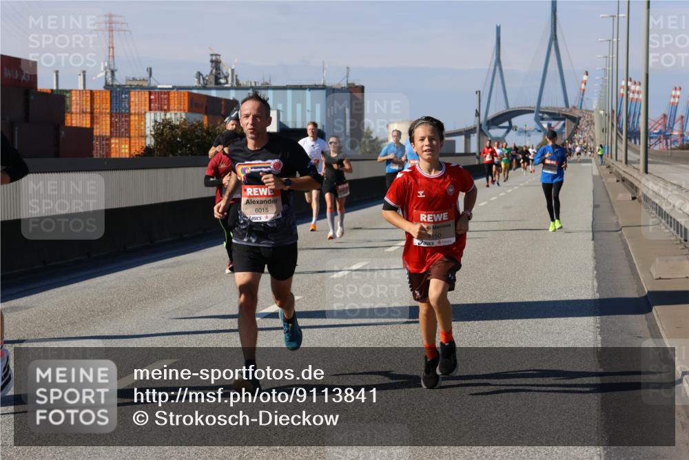 03.10.2025 - Köhlbrandbrückenlauf Strokosch-Dieckow http://msf.ph/oto/9113841 03.10.2025 12:44:10 Position 3 6015, 4150 meine-sportfotos.de