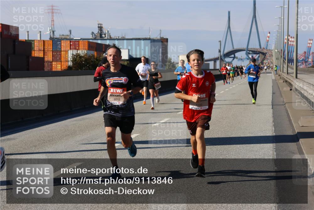 03.10.2025 - Köhlbrandbrückenlauf Strokosch-Dieckow http://msf.ph/oto/9113846 03.10.2025 12:44:10 Position 3 6015, 4150 meine-sportfotos.de