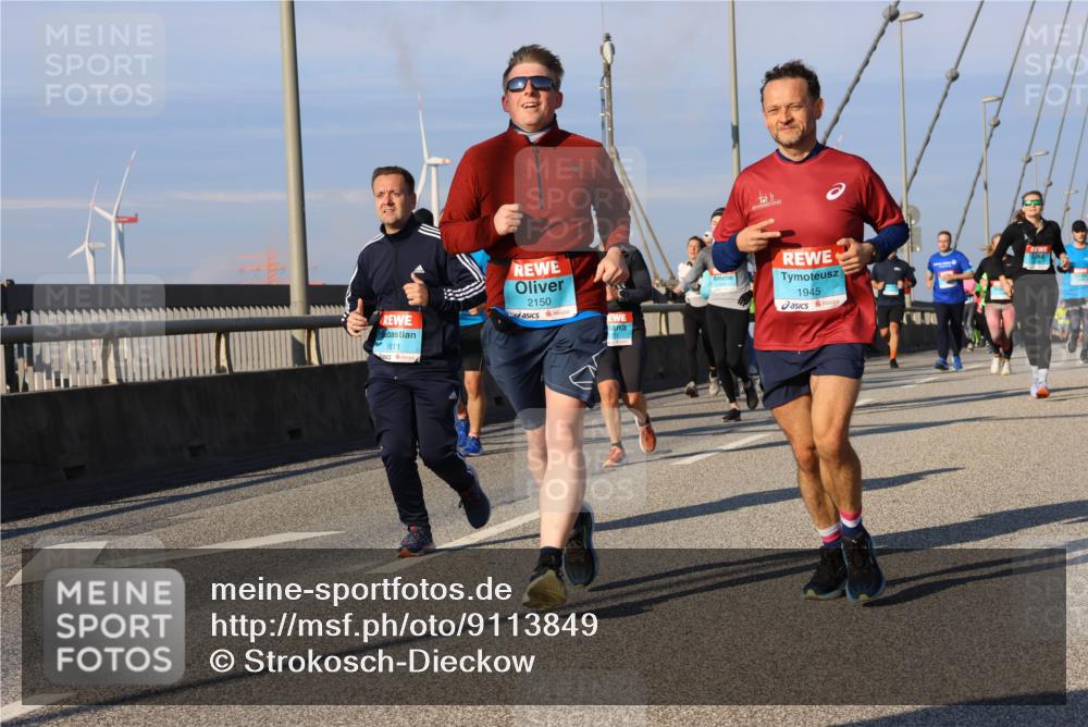 03.10.2025 - Köhlbrandbrückenlauf Strokosch-Dieckow http://msf.ph/oto/9113849 03.10.2025 09:48:28 Position 2 1611, 2150, 1945 meine-sportfotos.de