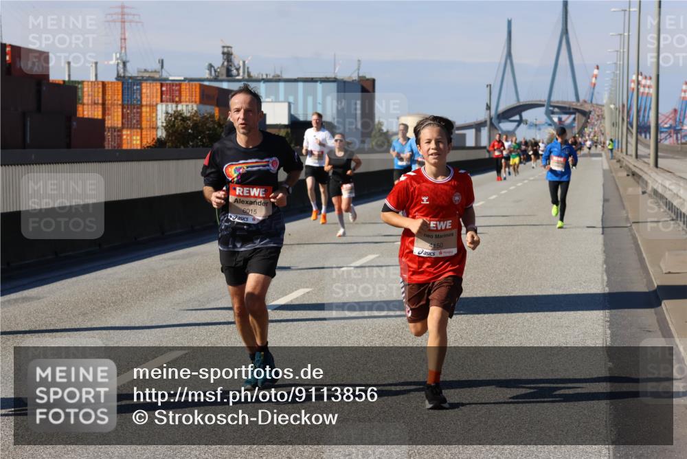 03.10.2025 - Köhlbrandbrückenlauf Strokosch-Dieckow http://msf.ph/oto/9113856 03.10.2025 12:44:11 Position 3 6015, 4150 meine-sportfotos.de