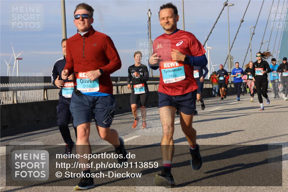 03.10.2025 - Köhlbrandbrückenlauf Strokosch-Dieckow http://msf.ph/oto/9113859 03.10.2025 09:48:29 Position 2 1611, 2150, 1945 meine-sportfotos.de
