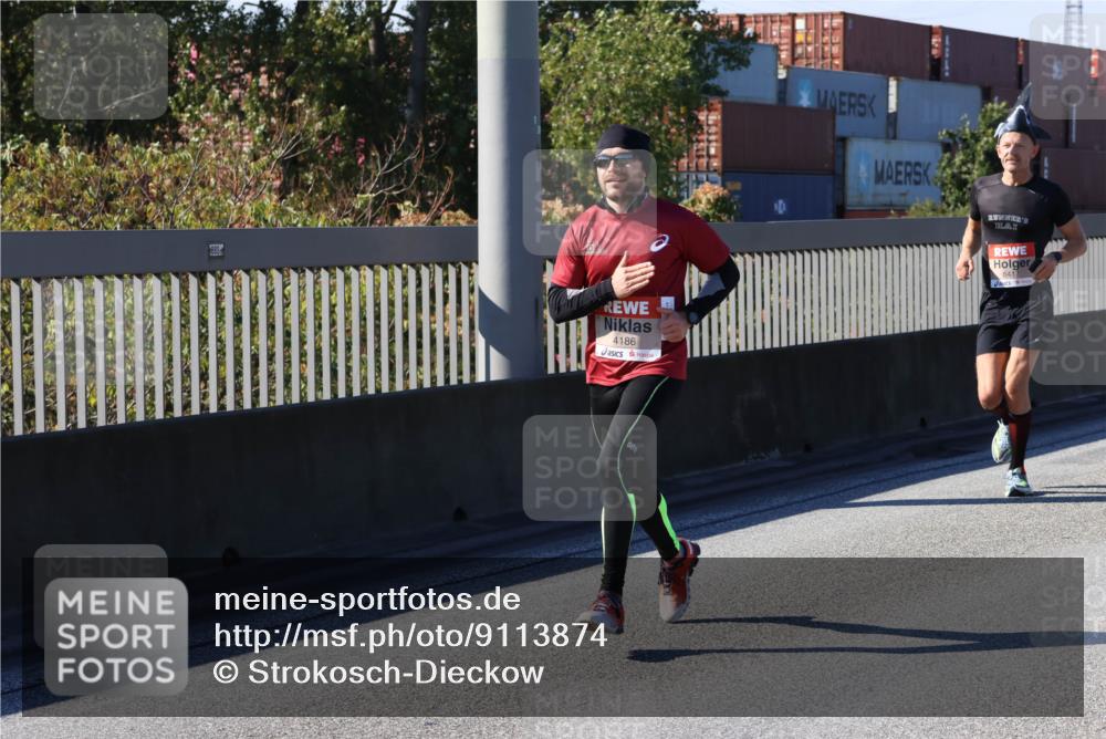 03.10.2025 - Köhlbrandbrückenlauf Strokosch-Dieckow http://msf.ph/oto/9113874 03.10.2025 12:44:14 Position 3 4186, 6417 meine-sportfotos.de