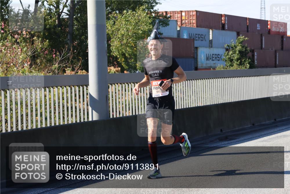 03.10.2025 - Köhlbrandbrückenlauf Strokosch-Dieckow http://msf.ph/oto/9113891 03.10.2025 12:44:15 Position 3 880, 6417 meine-sportfotos.de