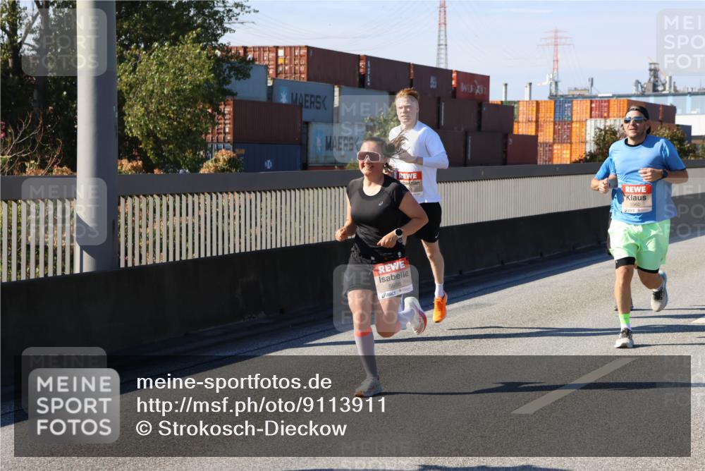 03.10.2025 - Köhlbrandbrückenlauf Strokosch-Dieckow http://msf.ph/oto/9113911 03.10.2025 12:44:16 Position 3 5898, 5960 meine-sportfotos.de