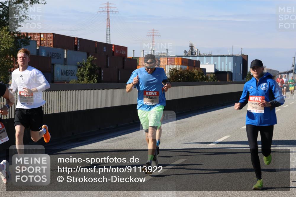 03.10.2025 - Köhlbrandbrückenlauf Strokosch-Dieckow http://msf.ph/oto/9113922 03.10.2025 12:44:17 Position 3 8, 4491, 5960, 5669 meine-sportfotos.de