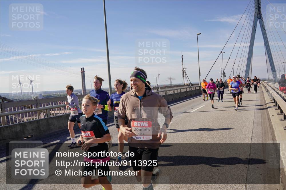 03.10.2025 - Köhlbrandbrückenlauf Michael Burmester http://msf.ph/oto/9113925 03.10.2025 12:55:36 Position 2 6114 meine-sportfotos.de