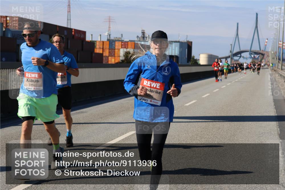 03.10.2025 - Köhlbrandbrückenlauf Strokosch-Dieckow http://msf.ph/oto/9113936 03.10.2025 12:44:18 Position 3 5960, 509, 5669 meine-sportfotos.de