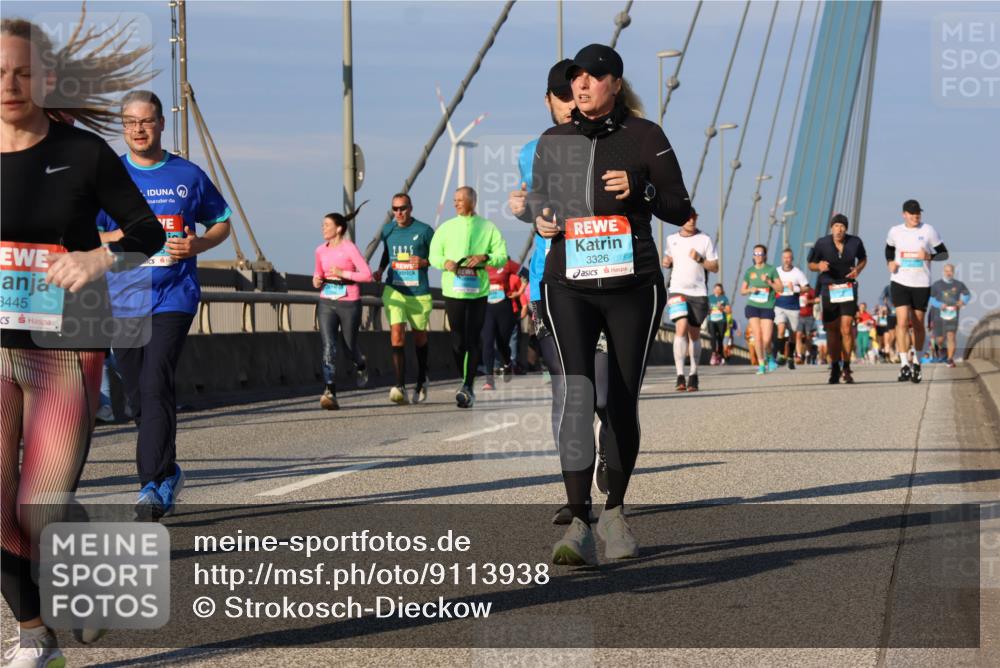 03.10.2025 - Köhlbrandbrückenlauf Strokosch-Dieckow http://msf.ph/oto/9113938 03.10.2025 09:48:36 Position 2 3445, 3326 meine-sportfotos.de