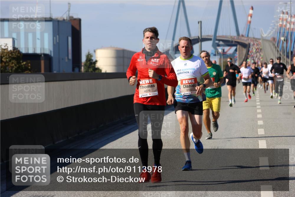 03.10.2025 - Köhlbrandbrückenlauf Strokosch-Dieckow http://msf.ph/oto/9113978 03.10.2025 12:44:27 Position 3 4076, 6152 meine-sportfotos.de