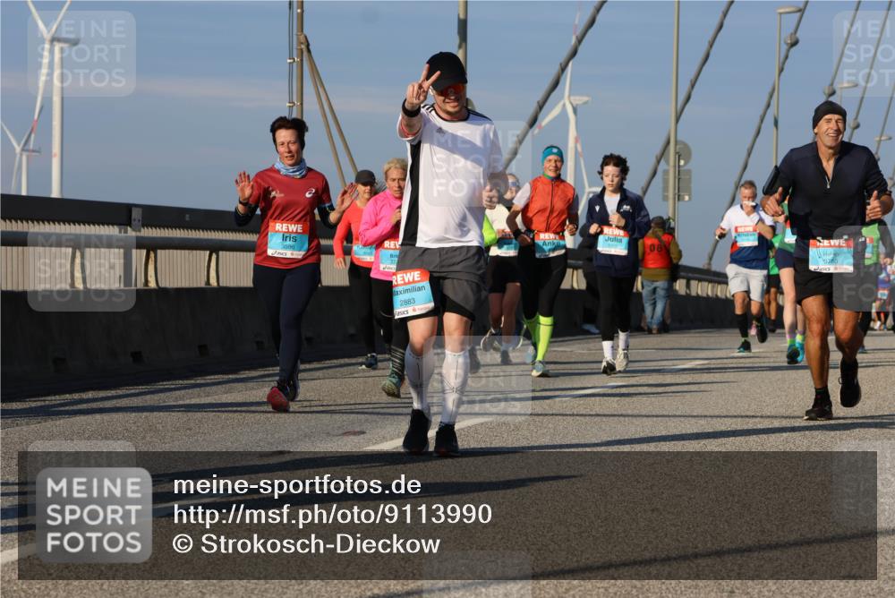 03.10.2025 - Köhlbrandbrückenlauf Strokosch-Dieckow http://msf.ph/oto/9113990 03.10.2025 09:48:42 Position 2 3596, 3000, 2883, 08, 3750 meine-sportfotos.de