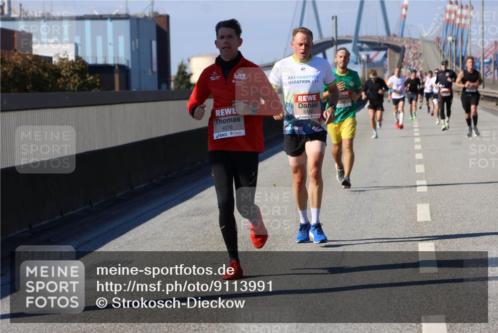 03.10.2025 - Köhlbrandbrückenlauf Strokosch-Dieckow http://msf.ph/oto/9113991 03.10.2025 12:44:28 Position 3 4076, 6152 meine-sportfotos.de