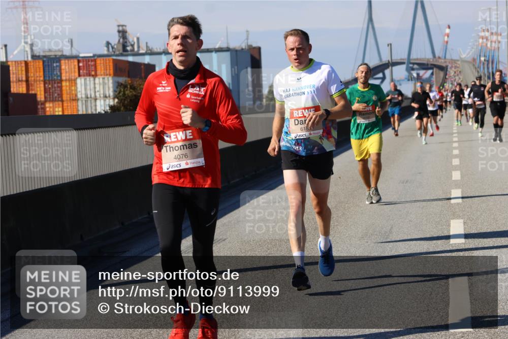 03.10.2025 - Köhlbrandbrückenlauf Strokosch-Dieckow http://msf.ph/oto/9113999 03.10.2025 12:44:30 Position 3 4076, 615 meine-sportfotos.de