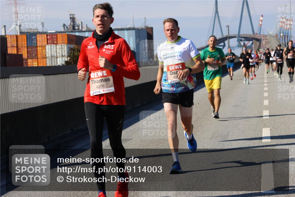 03.10.2025 - Köhlbrandbrückenlauf Strokosch-Dieckow http://msf.ph/oto/9114003 03.10.2025 12:44:30 Position 3 4076, 615 meine-sportfotos.de