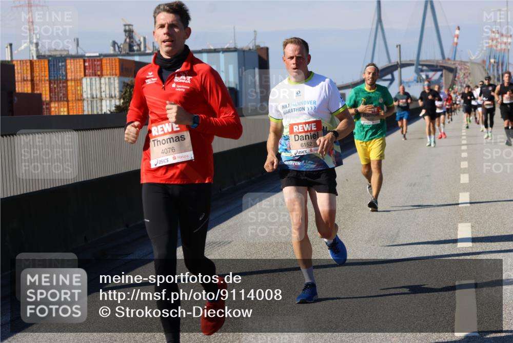 03.10.2025 - Köhlbrandbrückenlauf Strokosch-Dieckow http://msf.ph/oto/9114008 03.10.2025 12:44:30 Position 3 4076, 6152 meine-sportfotos.de