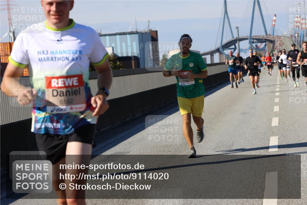03.10.2025 - Köhlbrandbrückenlauf Strokosch-Dieckow http://msf.ph/oto/9114020 03.10.2025 12:44:31 Position 3 6152, 4102 meine-sportfotos.de