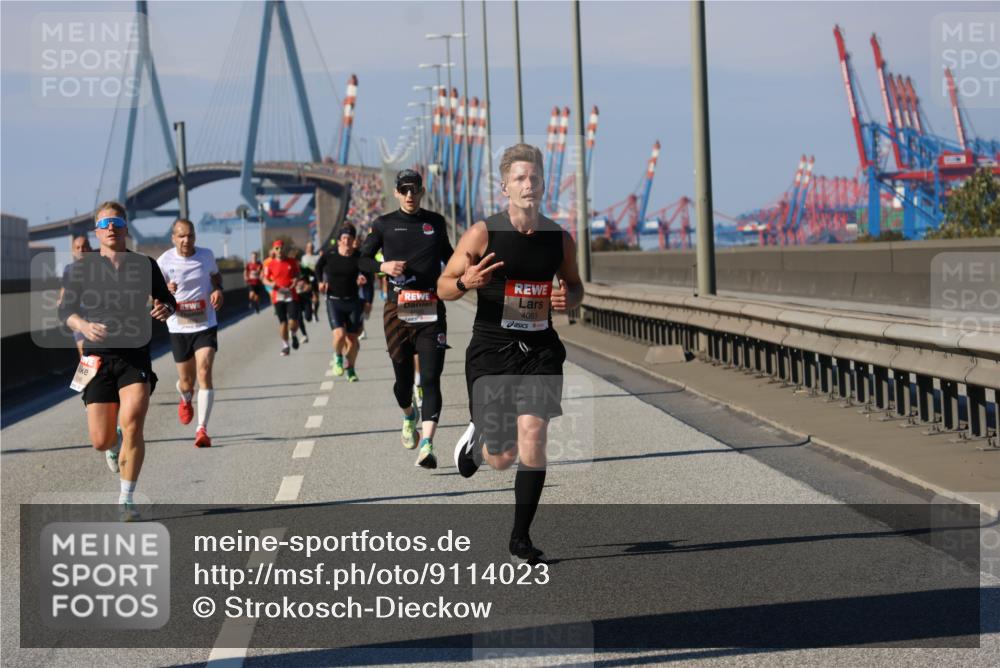 03.10.2025 - Köhlbrandbrückenlauf Strokosch-Dieckow http://msf.ph/oto/9114023 03.10.2025 12:44:36 Position 3  meine-sportfotos.de