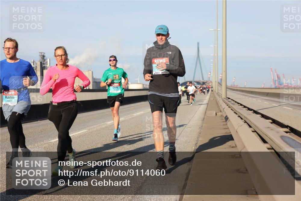 03.10.2025 - Köhlbrandbrückenlauf Lena Gebhardt http://msf.ph/oto/9114060 03.10.2025 09:42:59 Position 2 2801 meine-sportfotos.de